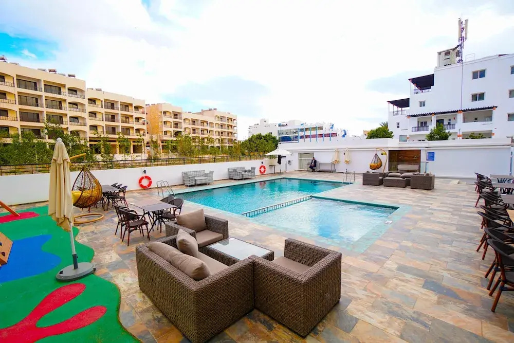 Great Holiday Apart-Hotel & Penthouse