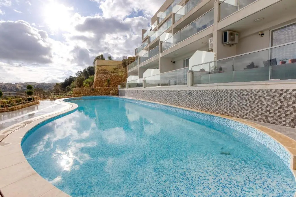 Stunning Apartment With Pool-hosted by Sweetstay