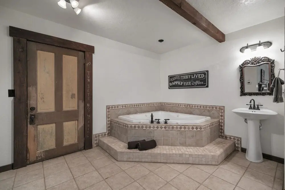 New! Luxury Casita W/hot-tub&firepit&countryviews