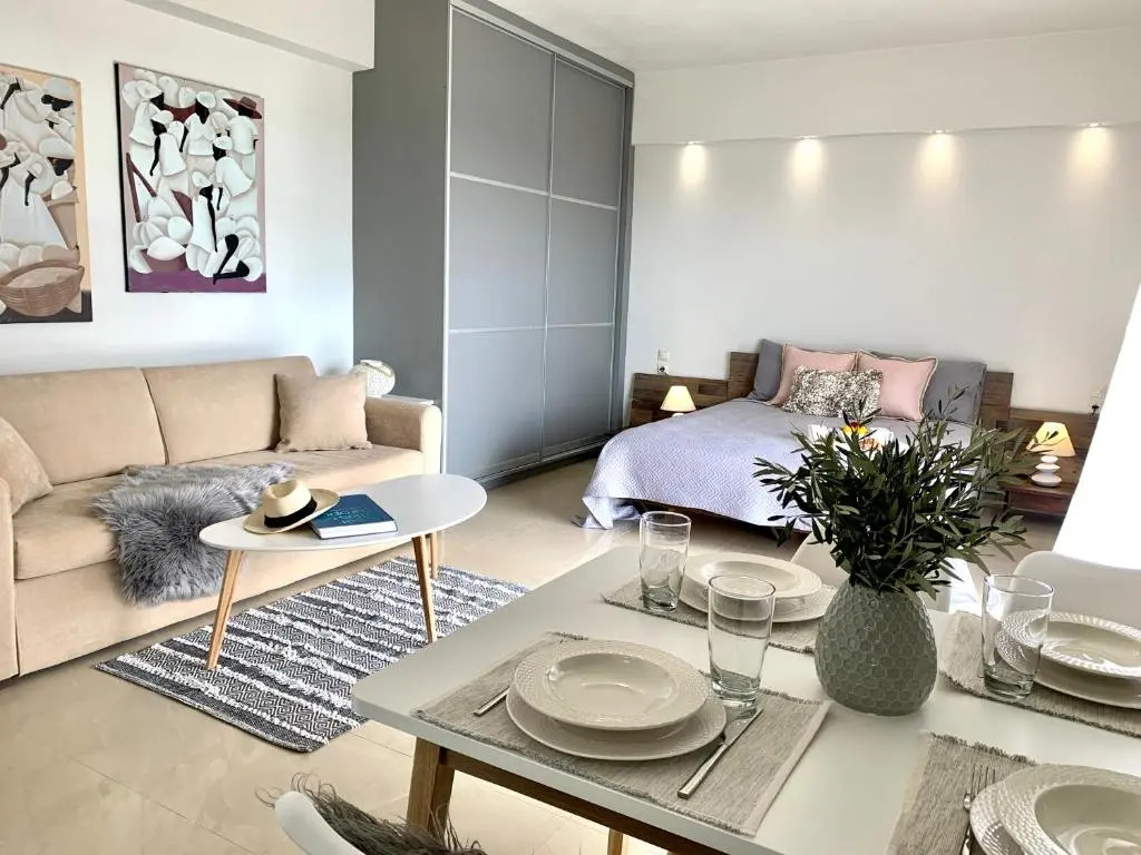 Thelfi Luxury studio in Attica - close to varkiza beach - Sea view