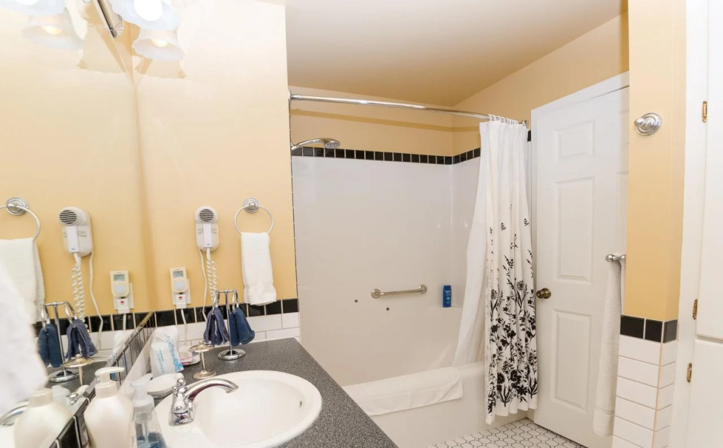 Calgary Westways Guest House