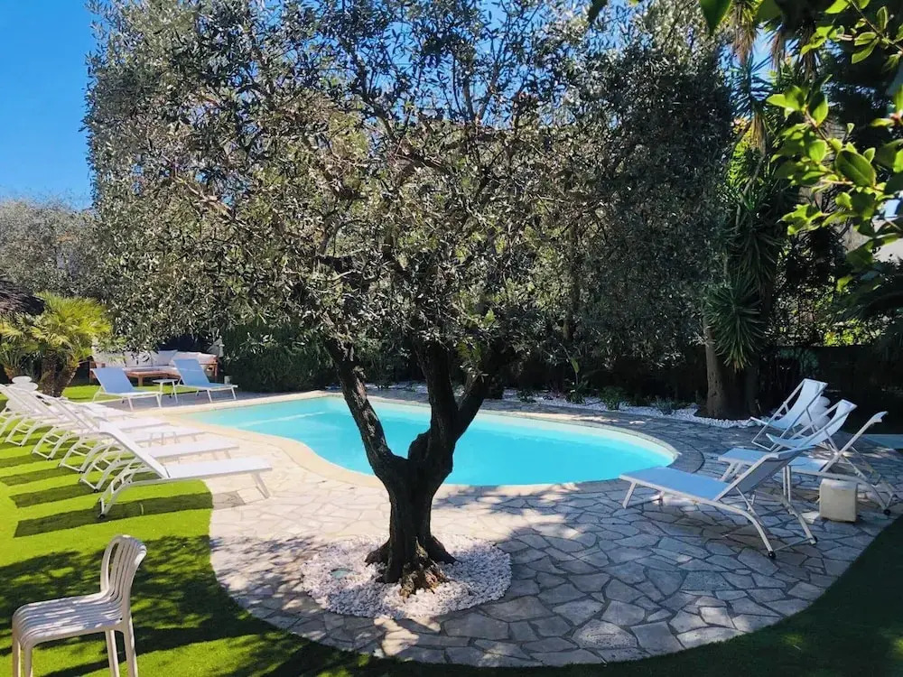 Sumptuous Villa - AC- 6br- 12p- Cannes