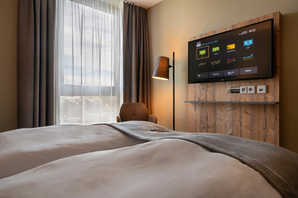 Holiday Inn - the niu, Timber Esslingen by IHG