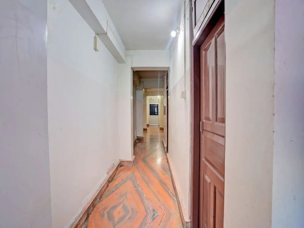 SPOT ON 45004 Hotel Royal Orchid