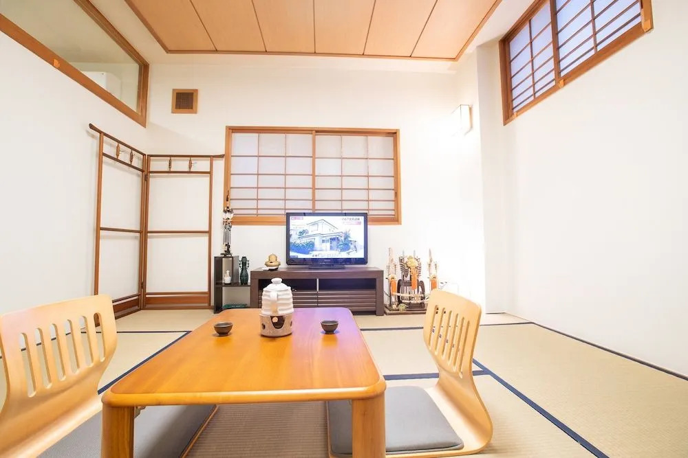 Touka House 4F