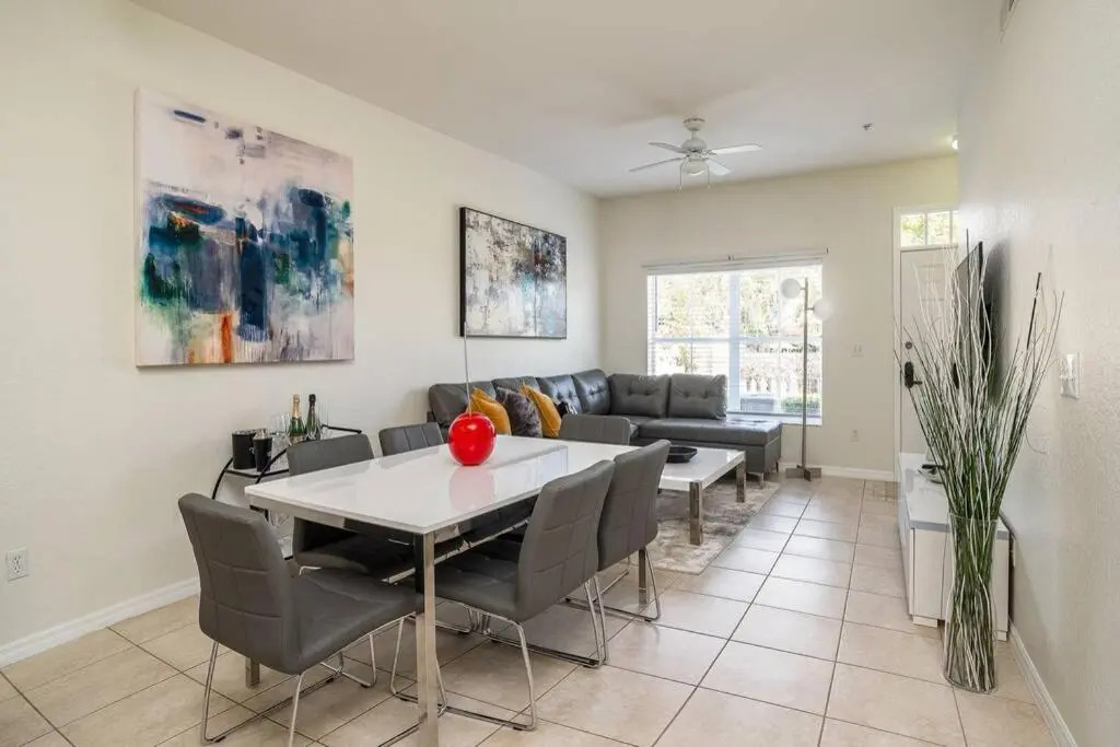 Spectacular 3bd/2ba Townhouse close to Disney