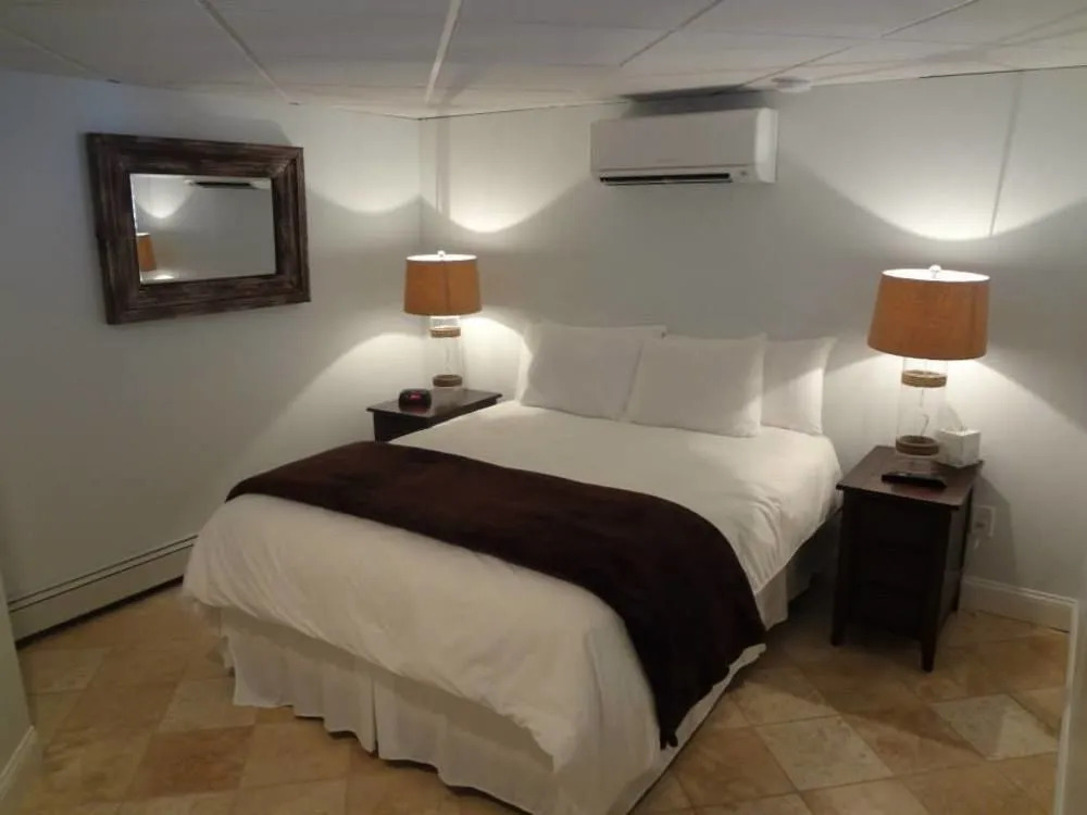 Sea Rose Suites
