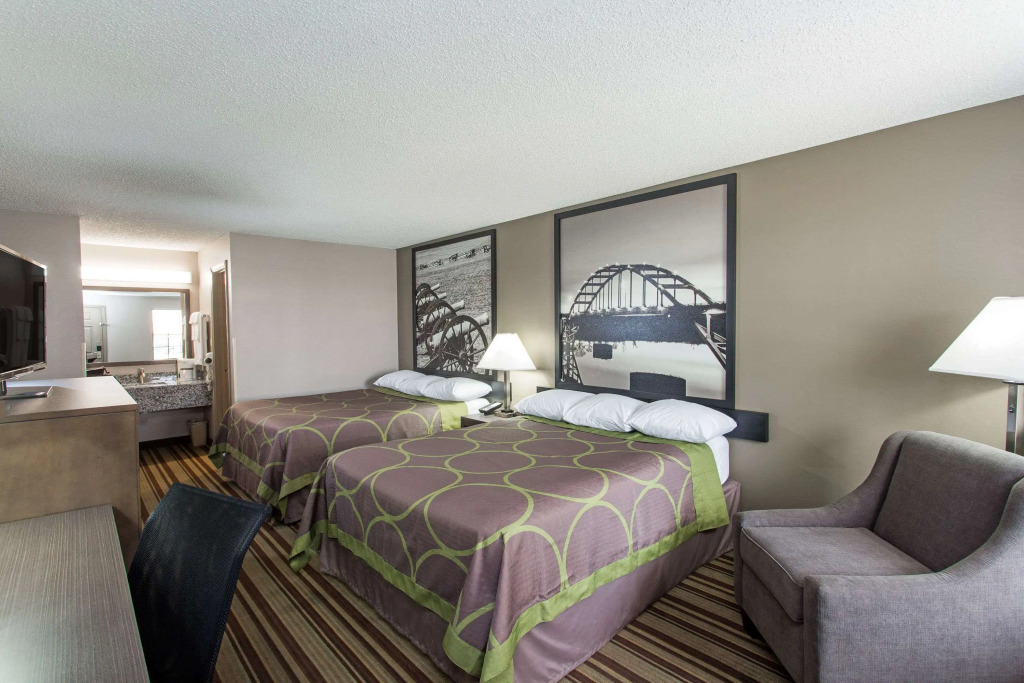 Super 8 by Wyndham Springdale AR
