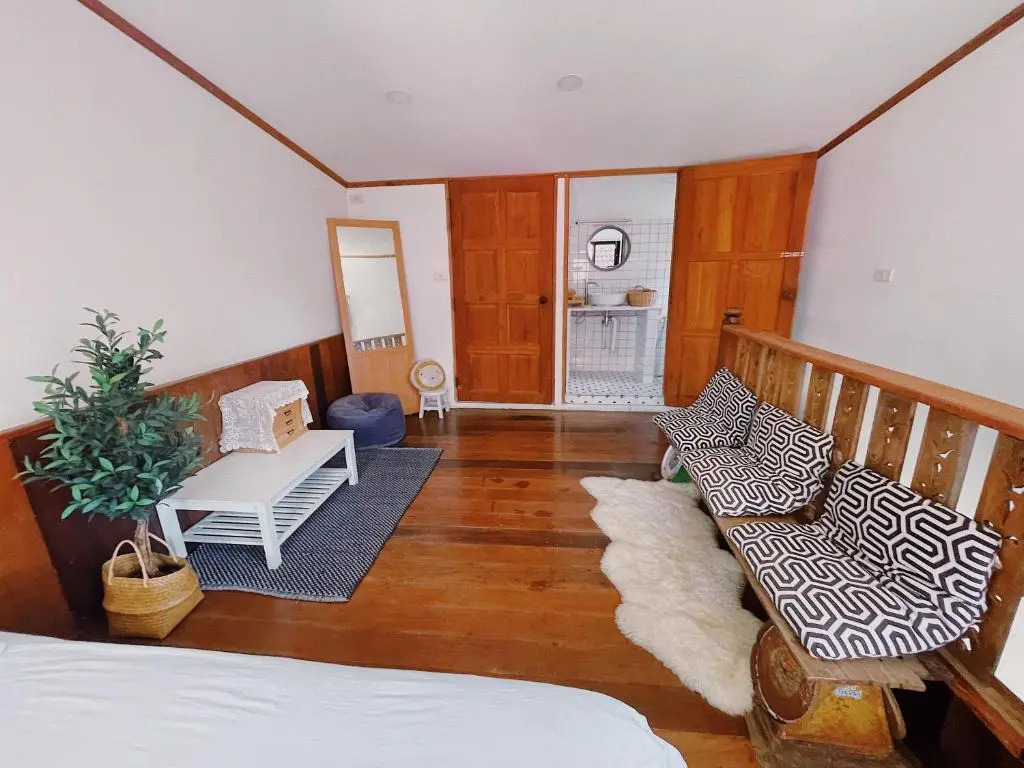 18ArtHouse LOFT