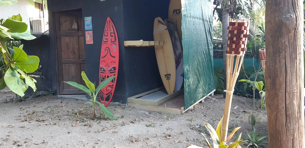 Akih Pods Hostel