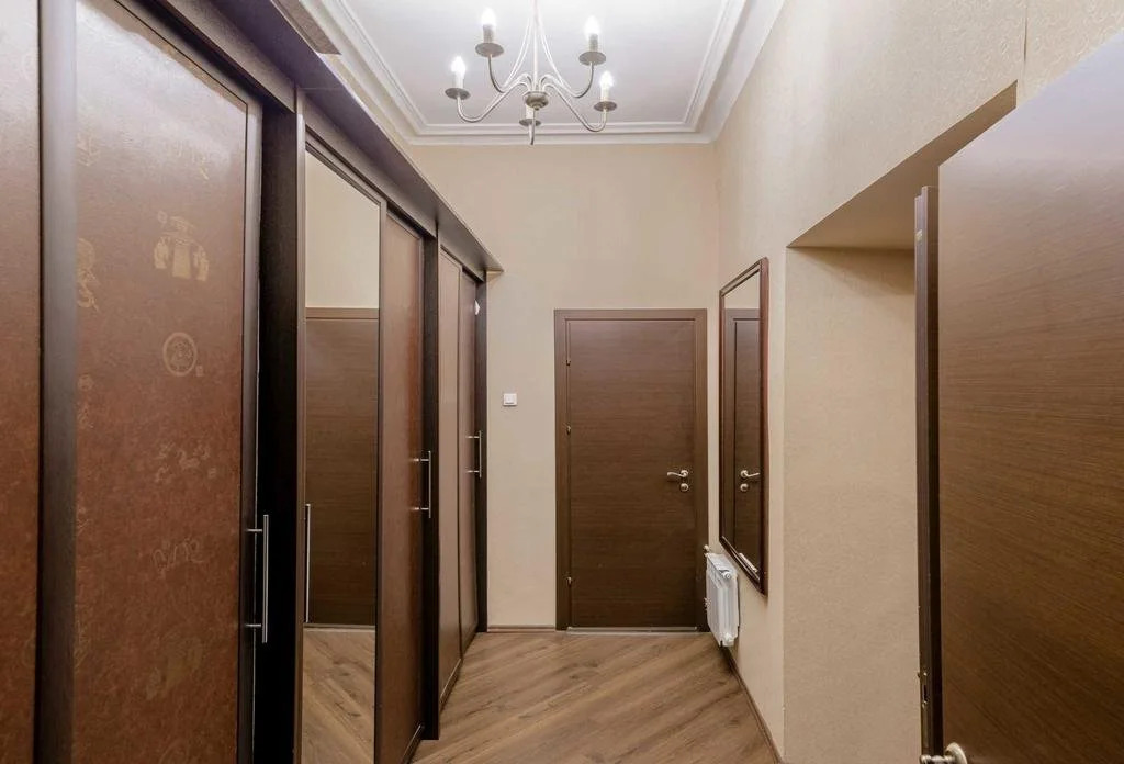 Mike Ryss' Studio near Nevsky