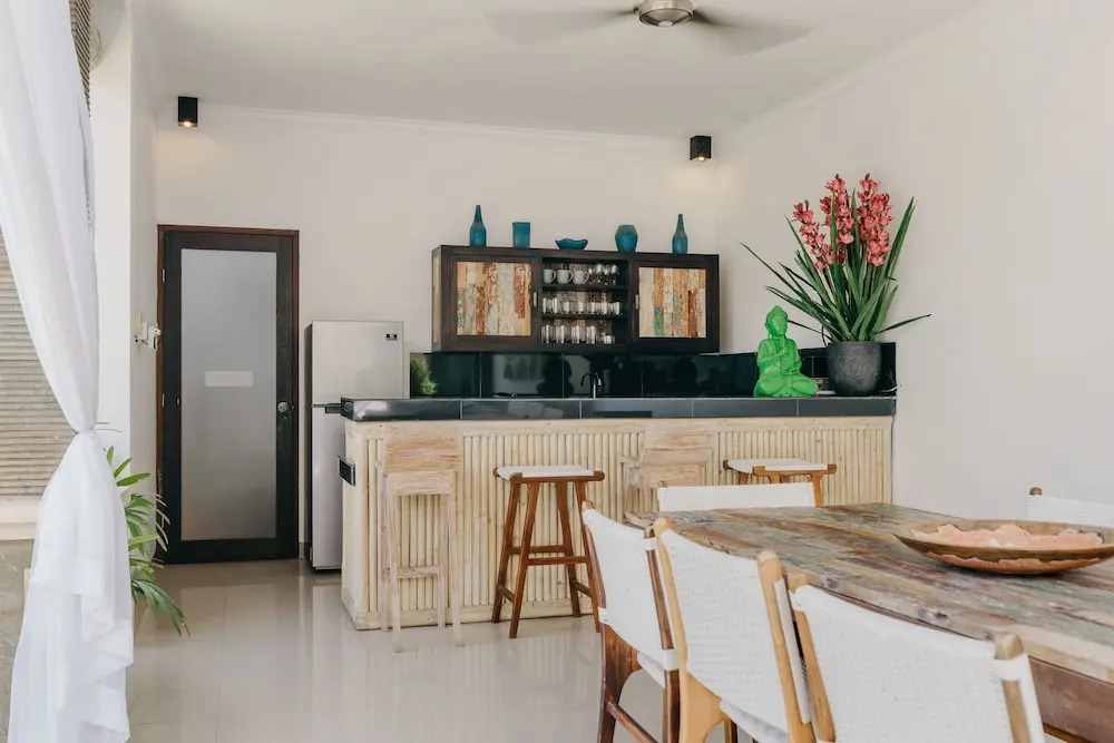 Villa Bamboo - Great Location Pool Villa in Seminyak