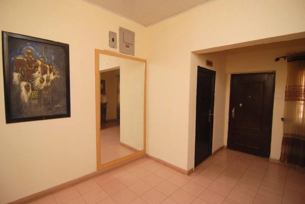 Ajoy Hotel And Suite