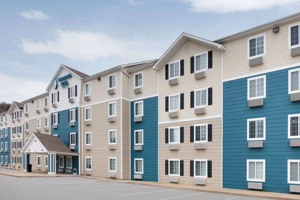 WoodSpring Suites Fayetteville I-49