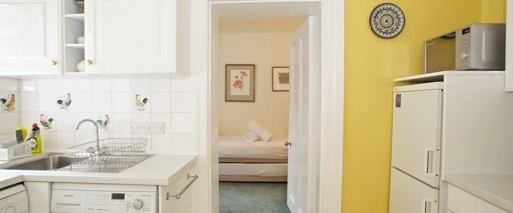 A Place Like Home - Two Bedroom Apartment in Knightsbridge