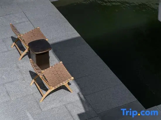 Lijiang Floating Lab