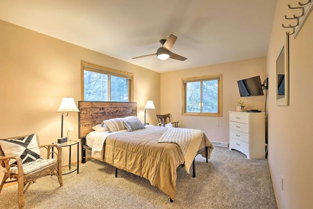 Cozy Dam Lake Escape w/ Dock, Yard & Water Access!