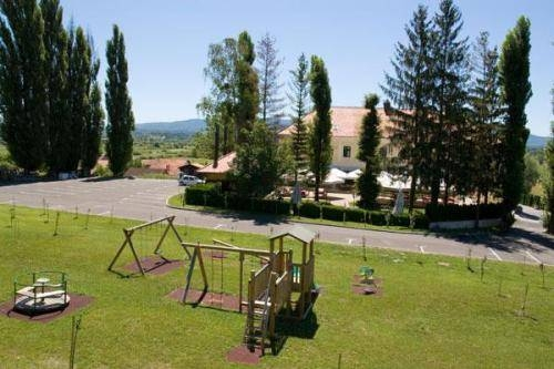 Hotel & Restoran Dvorac Gjalski