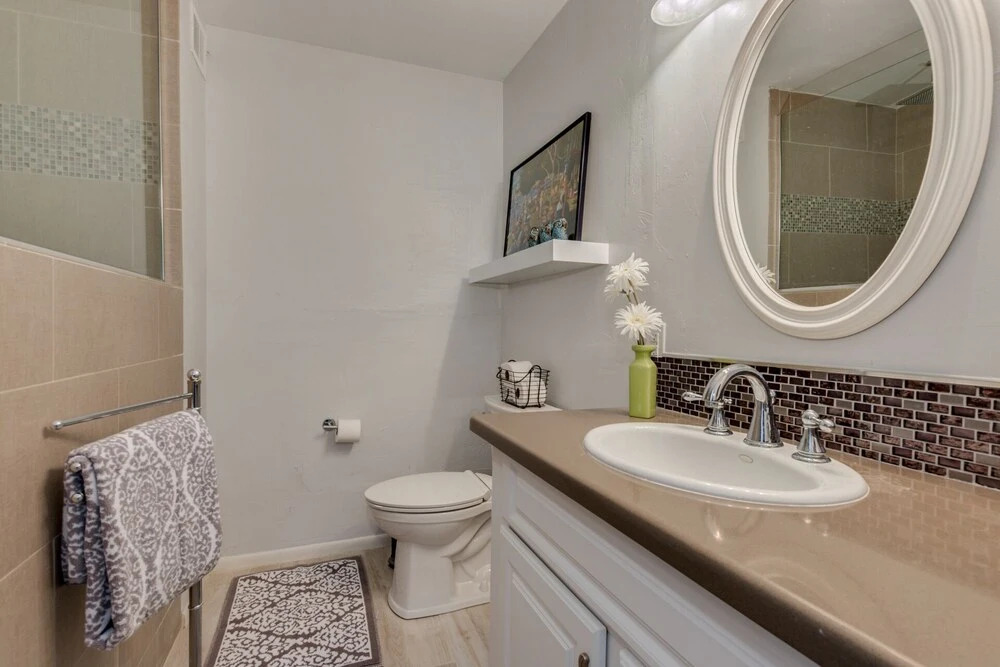 Hazelwood 2 Bedrooms 2 Bathrooms Home