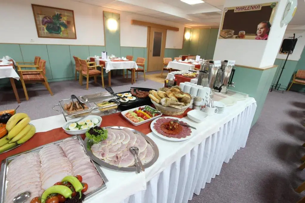 Hotel KAMU GARNI