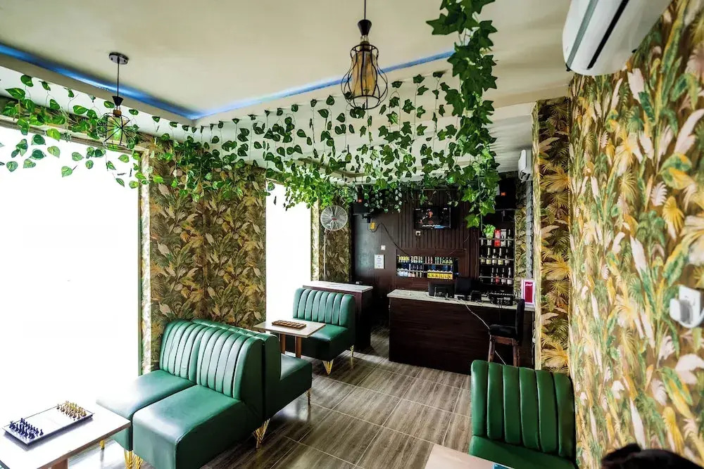 RJ Hotels And Restuarant