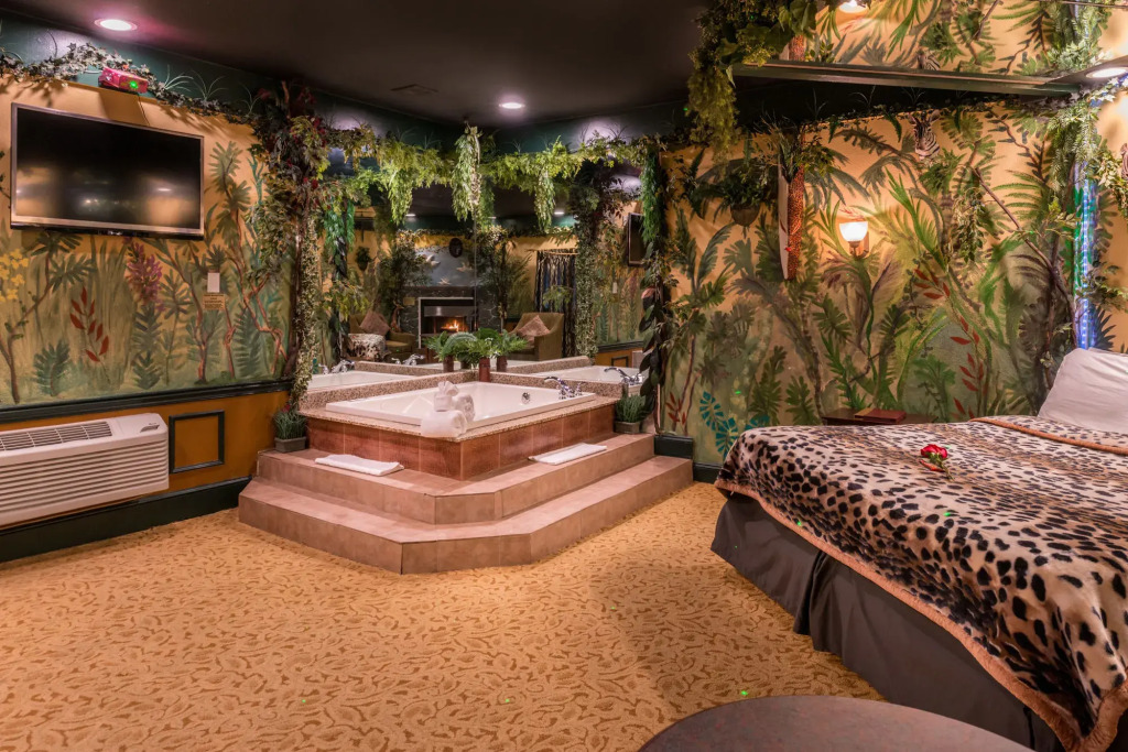 Inn of The Dove Romantic Luxury & Business Suites