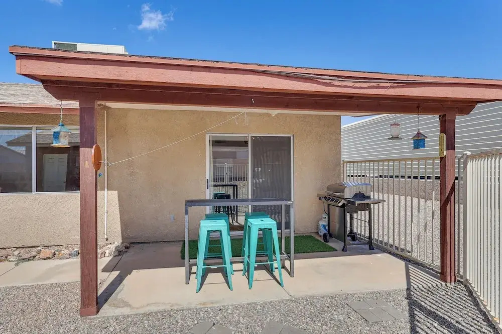Swim, Grill & Chill: Lake Havasu City Getaway