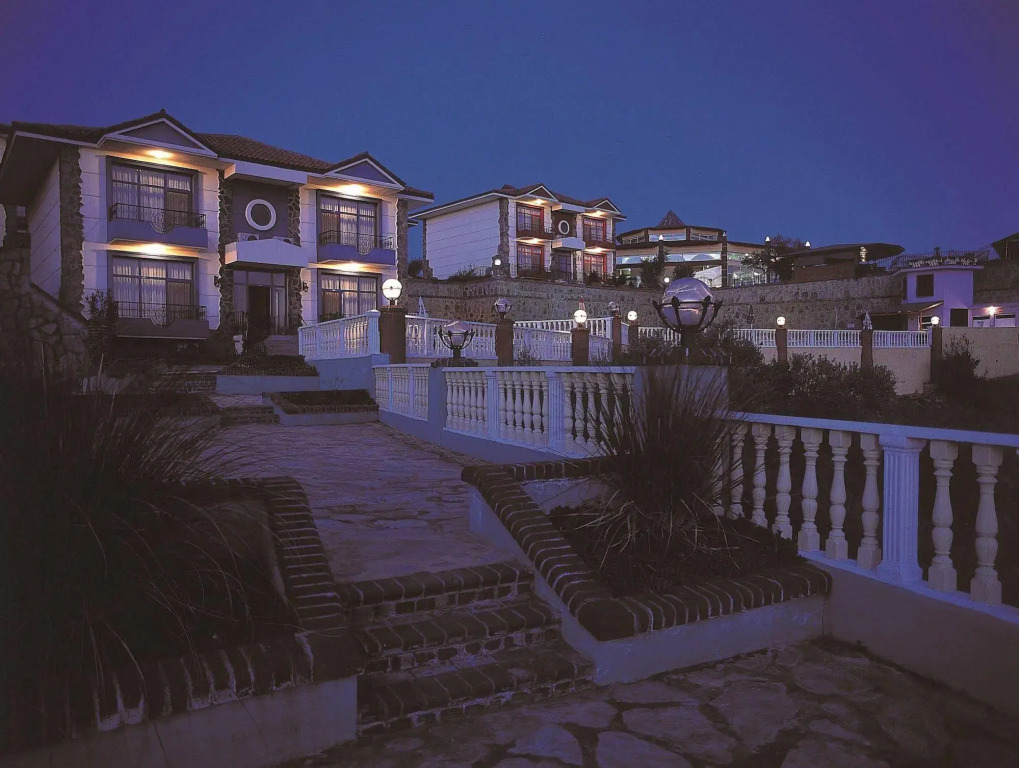 Nysa Hotel