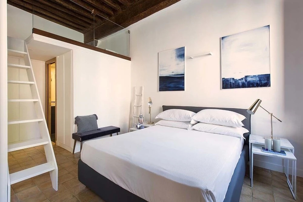 Rome Accommodation - Margana I