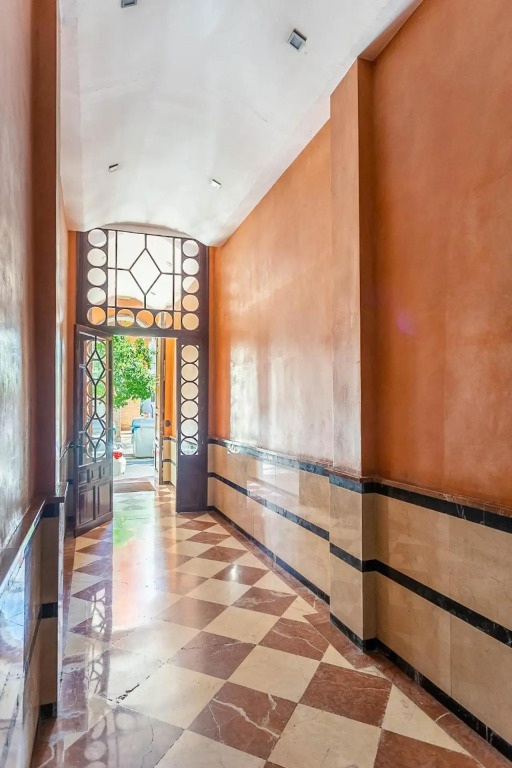 Pop Art , Sunny Apartment near Santa Cruz