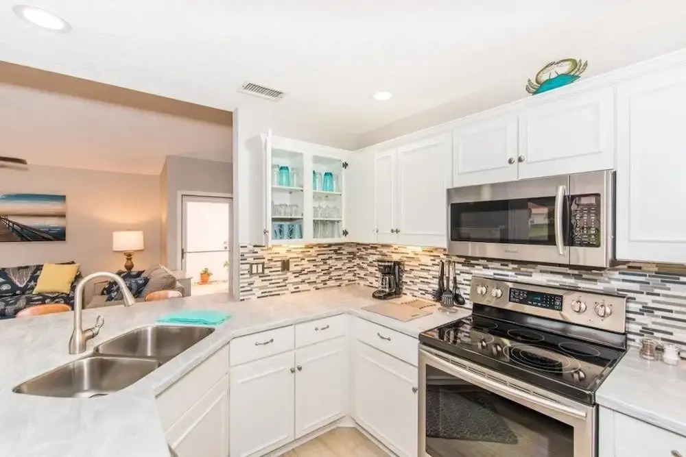 Casa Bella At Sea Place New 3 Bedroom Home by RedAwning