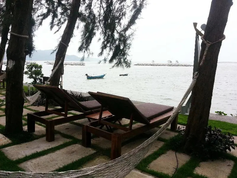 Tri-Shawa Resort