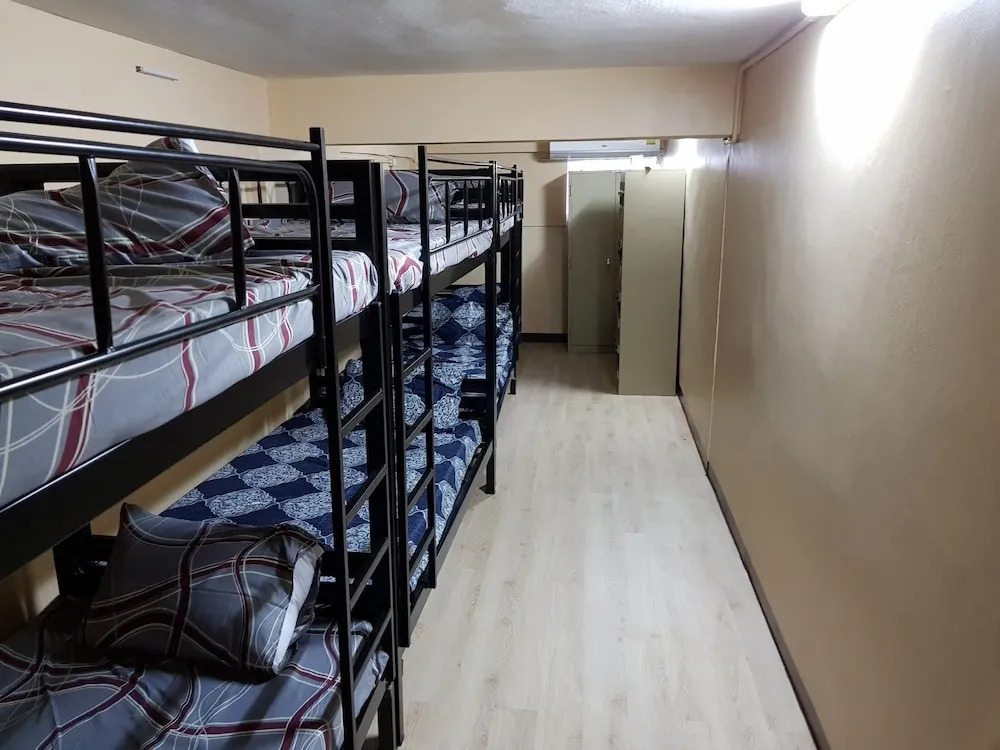 Everest Hostel