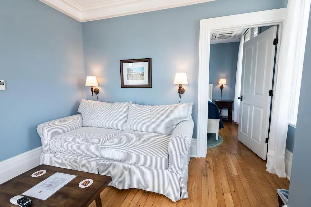 The Cadillac House Lexington, Tapestry Collection By Hilton