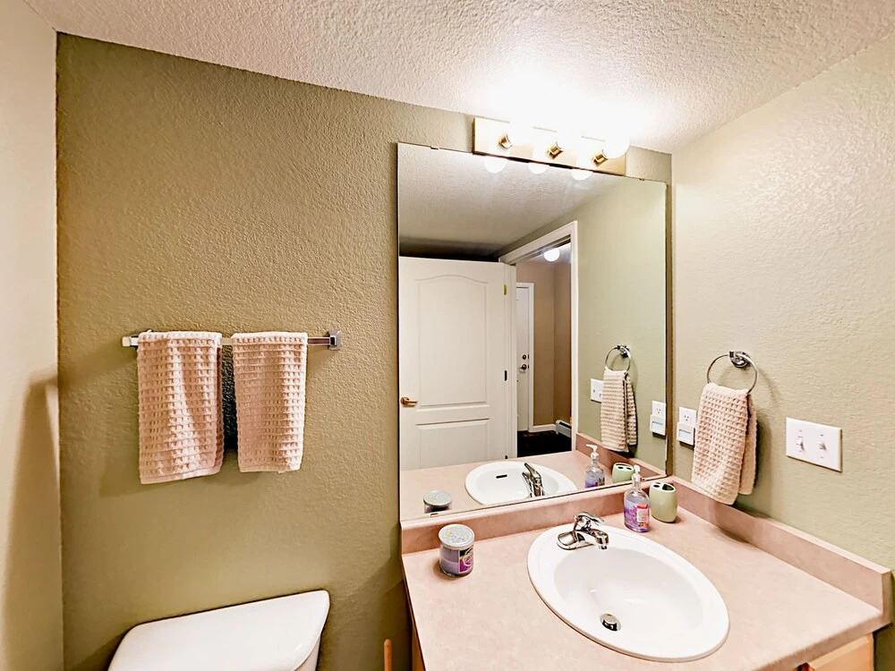 1395 Morgan Ct Condo Unit 702