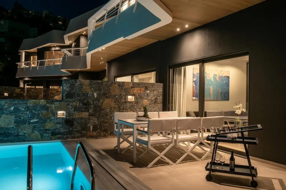 Made By The Sea Villas 21 Bdrm