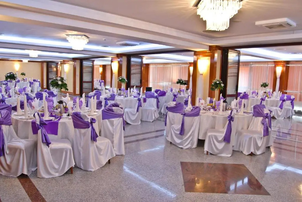 Hotel Emma Est