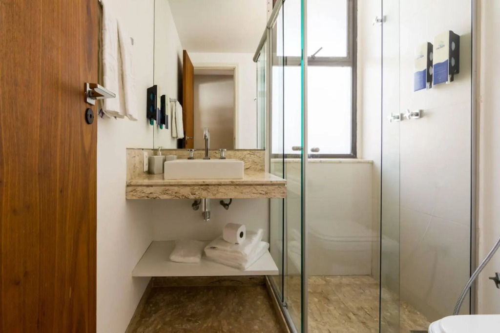 Mc Flats Country Residence Service
