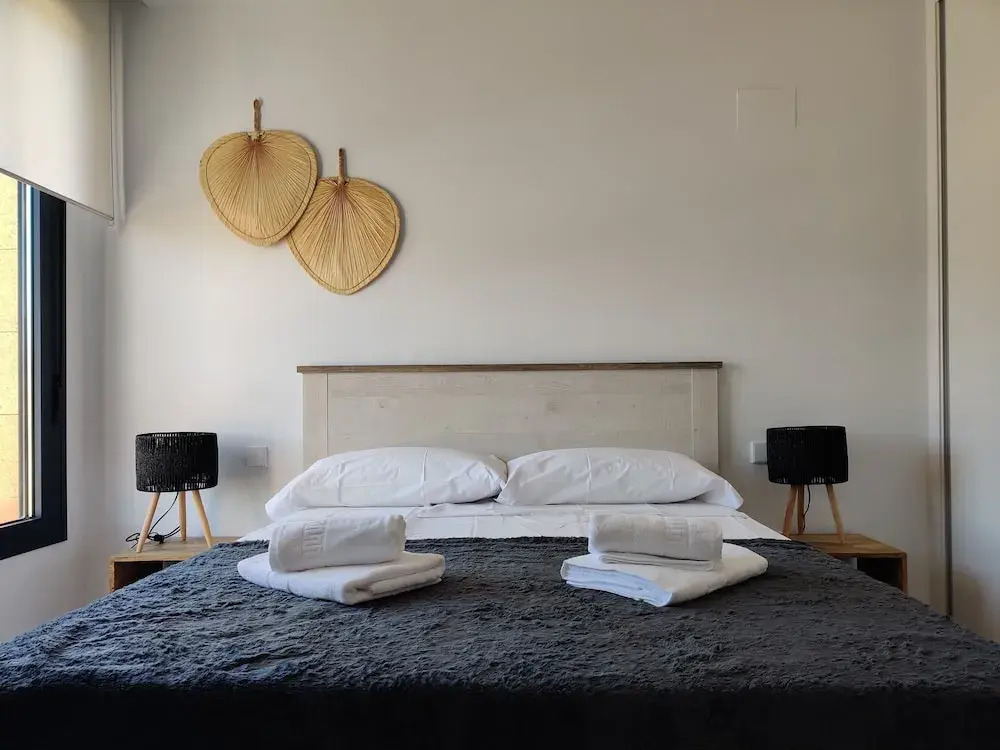 Allonbay Apartments