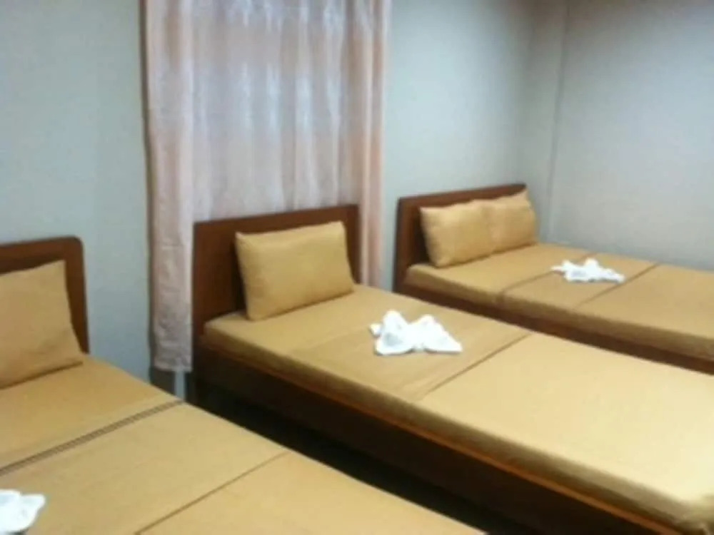 Madid's Inn Boracay
