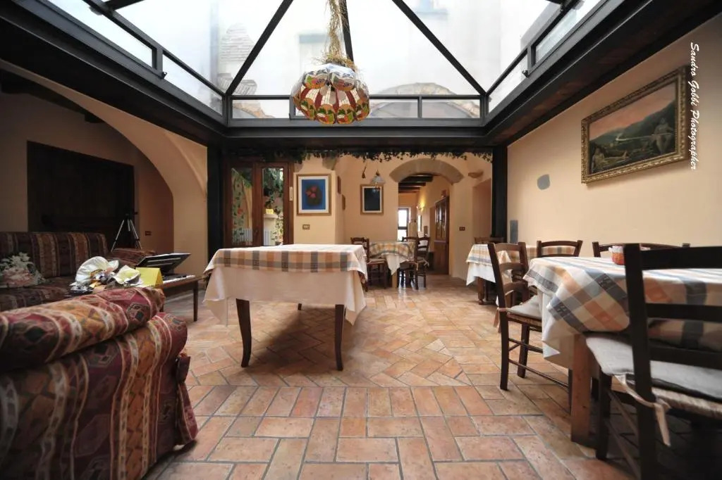 Romantica Pucci