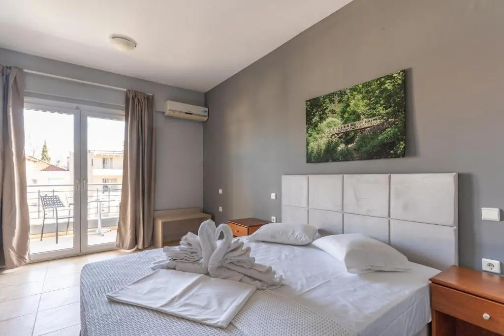 Atrium Hotel