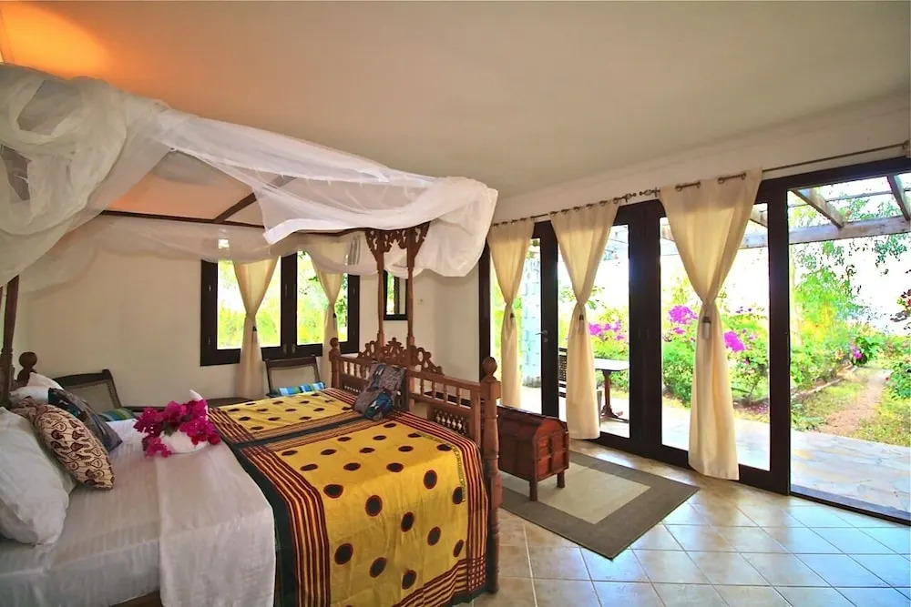 Villa Paradise on the Ocean