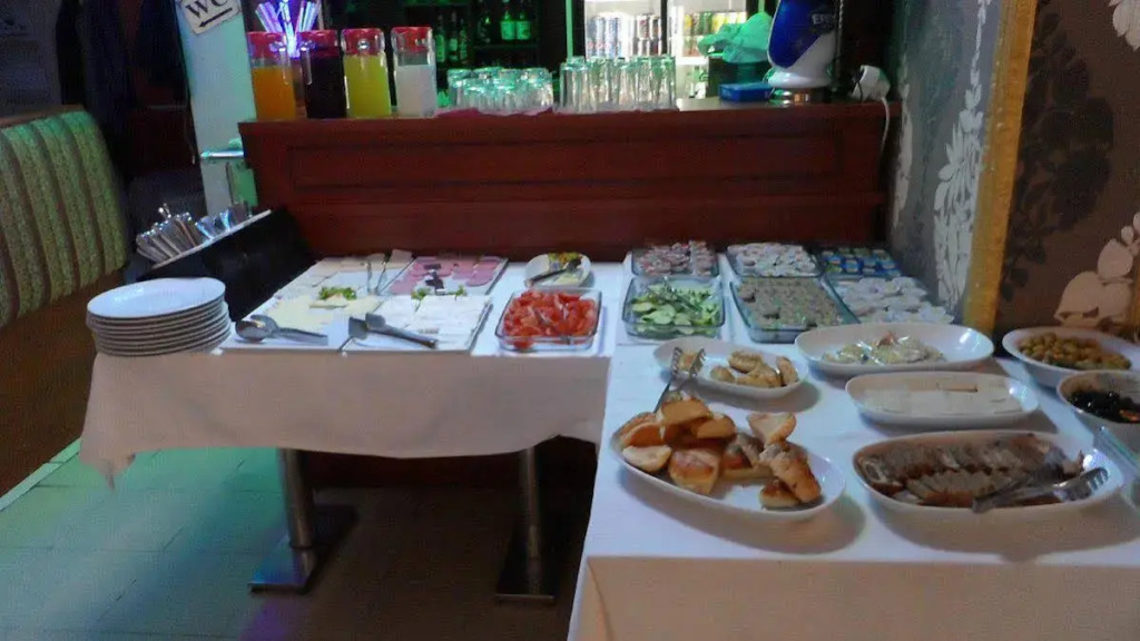 Emin Hotel
