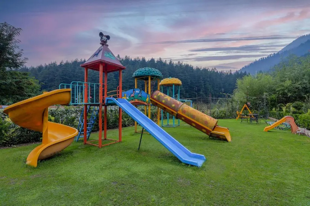Snow Valley Resorts & Spa Manali