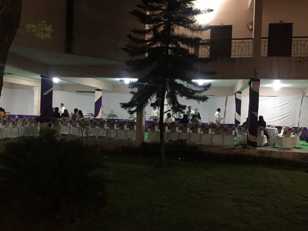 Greenwood Hotel