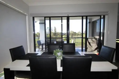 Dolphin Court 1 1 Gowing Street
