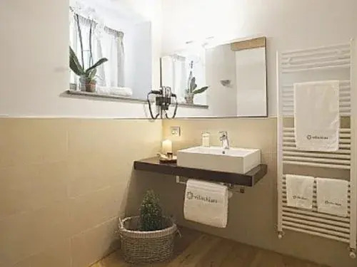 Villa Chiara B&B and Residence