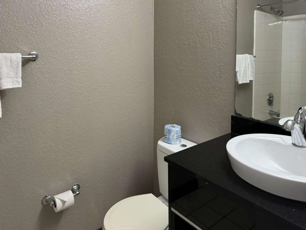 Studio 6 Extended Stay - West Palm Beach, FL