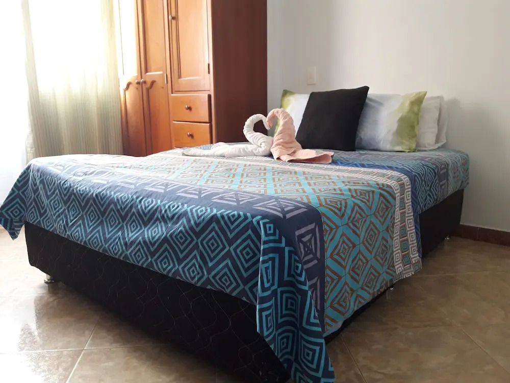 ApartaHostels